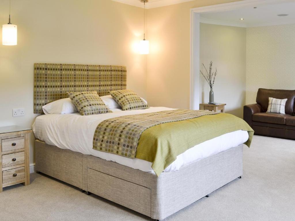 Roseberry House Bed & Breakfast Newcastle Emlyn Exterior foto